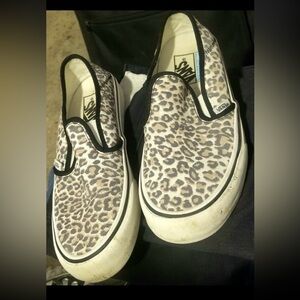 Vans Slip Ons - Leopard